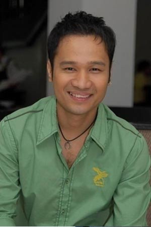 Benjapol Cheuyaroon's poster