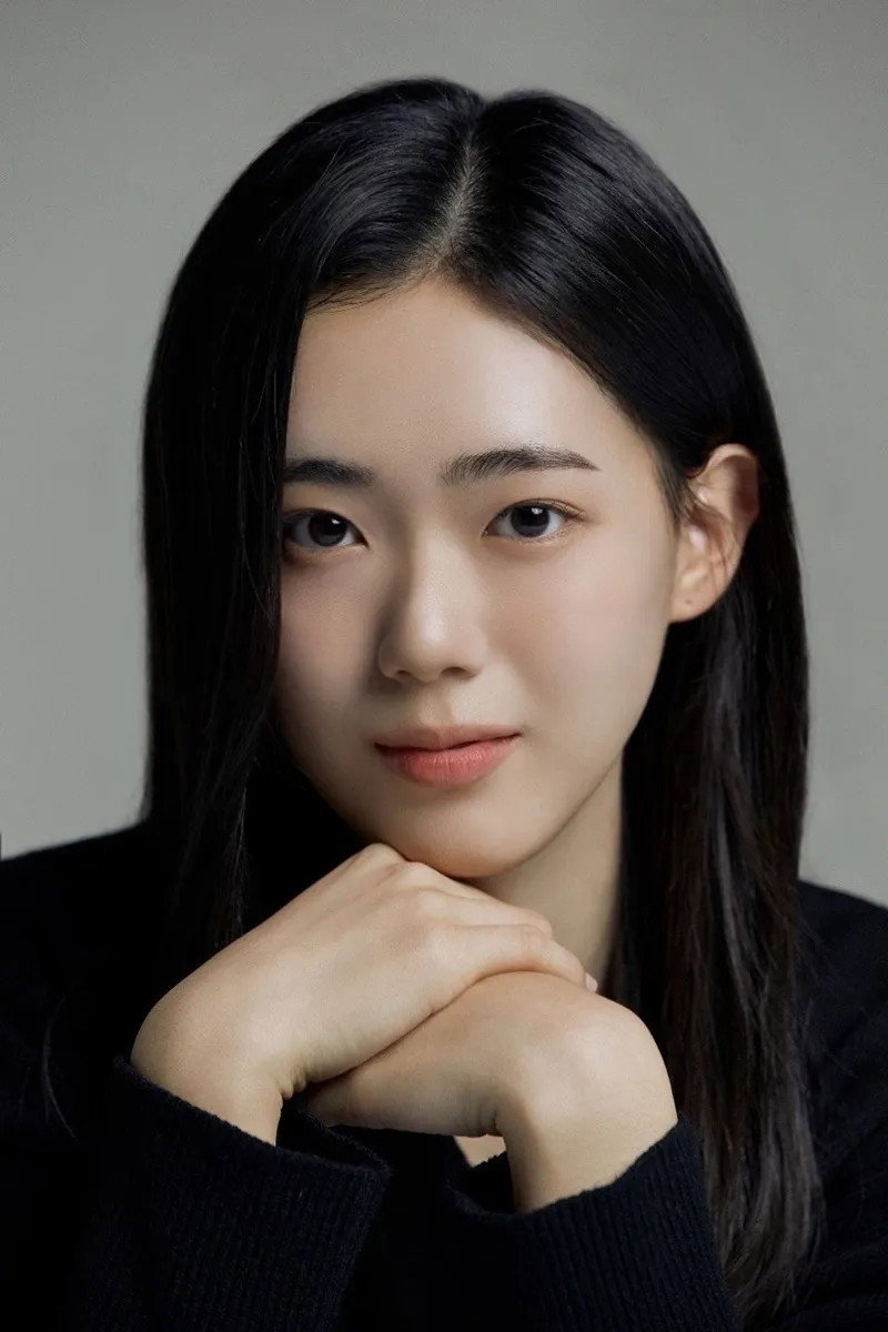 Kim Ji-woo's poster