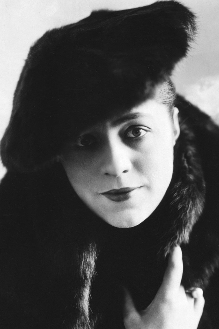 Valeska Suratt's poster