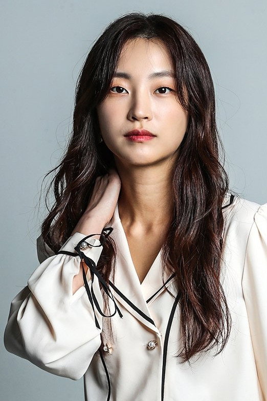 Ji Su-yeon's poster