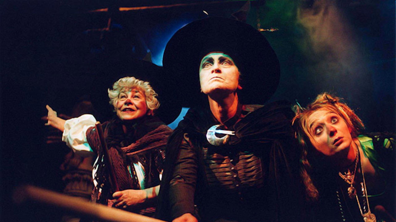 Wyrd Sisters's poster