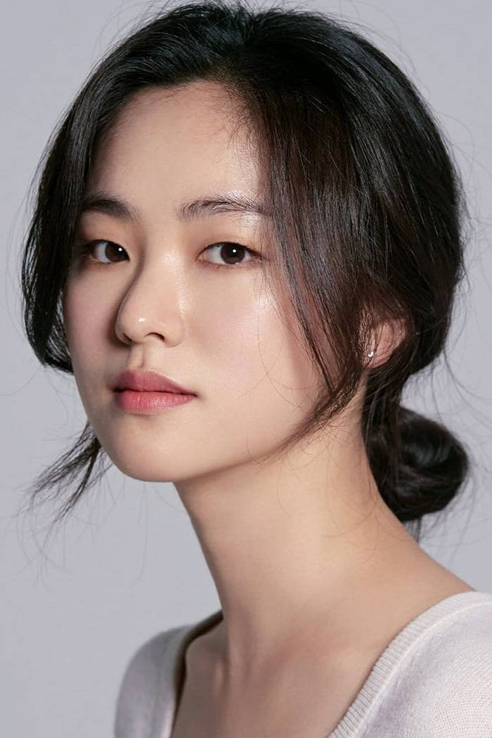 Jeon Yeo-been's poster