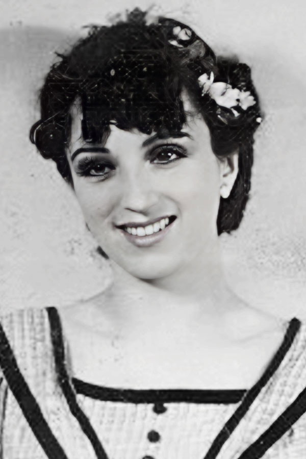 Elsa Martínez's poster