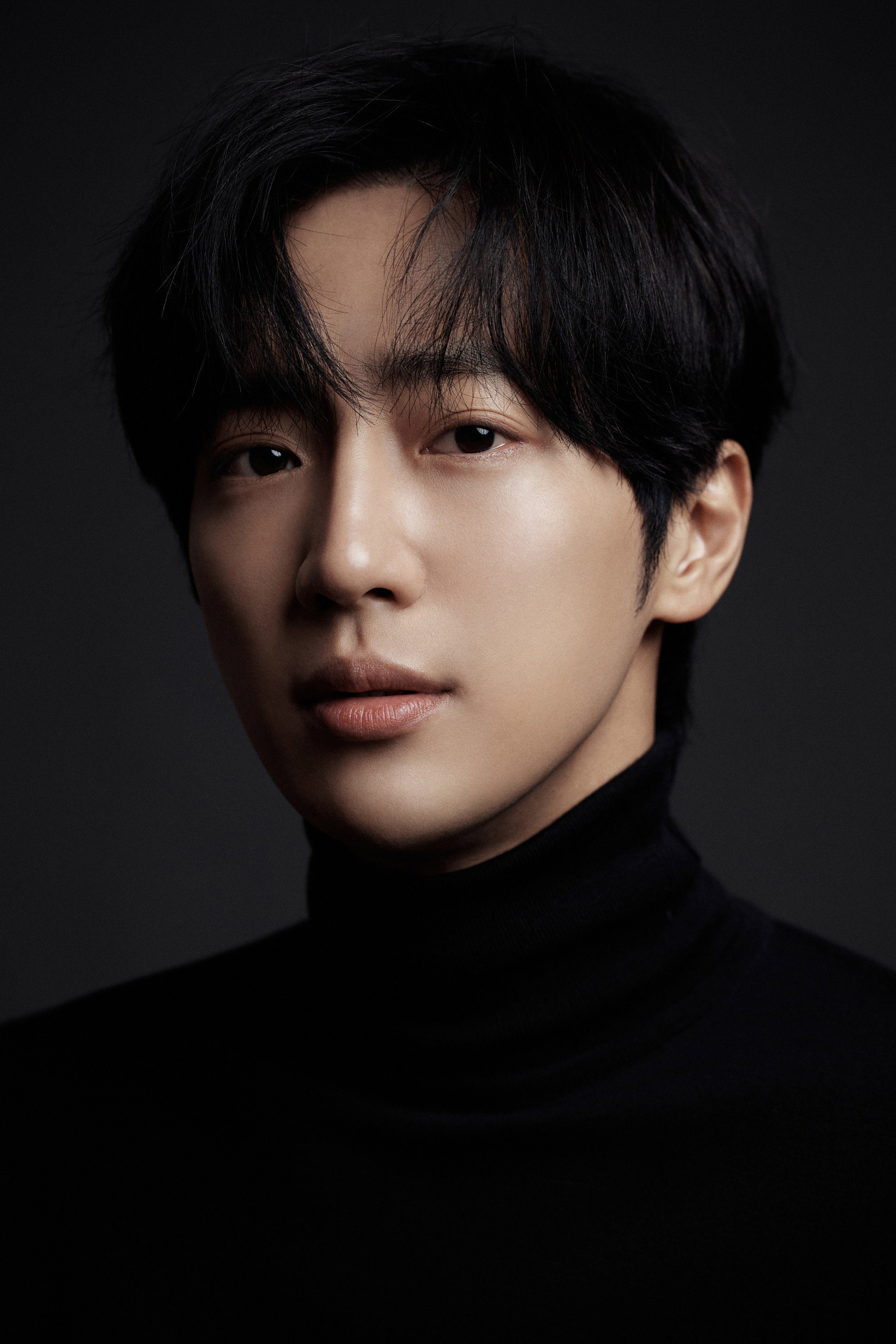 Lee Sang-yeob's poster
