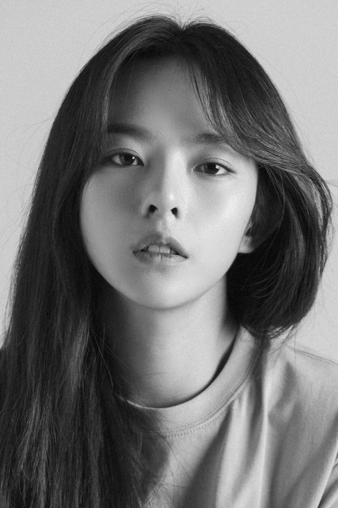 Heo Jung-hee's poster