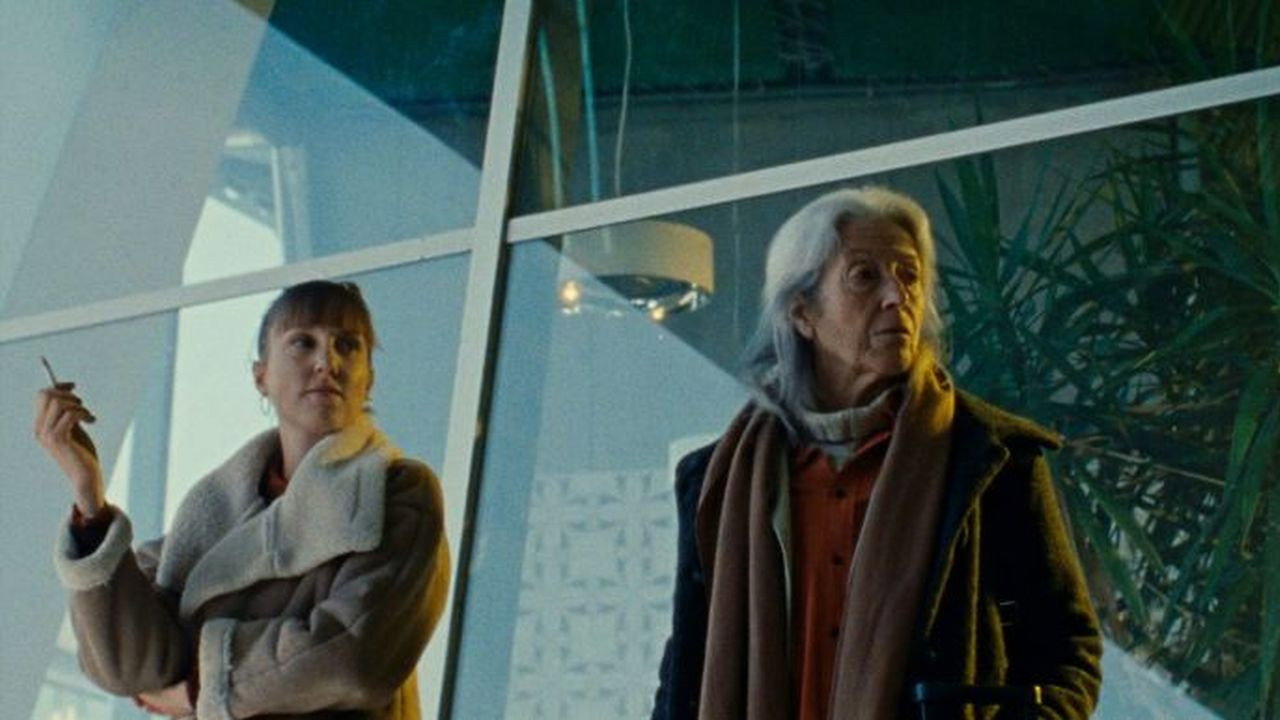 Terminal's poster