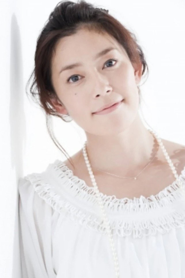 须藤理彩's poster