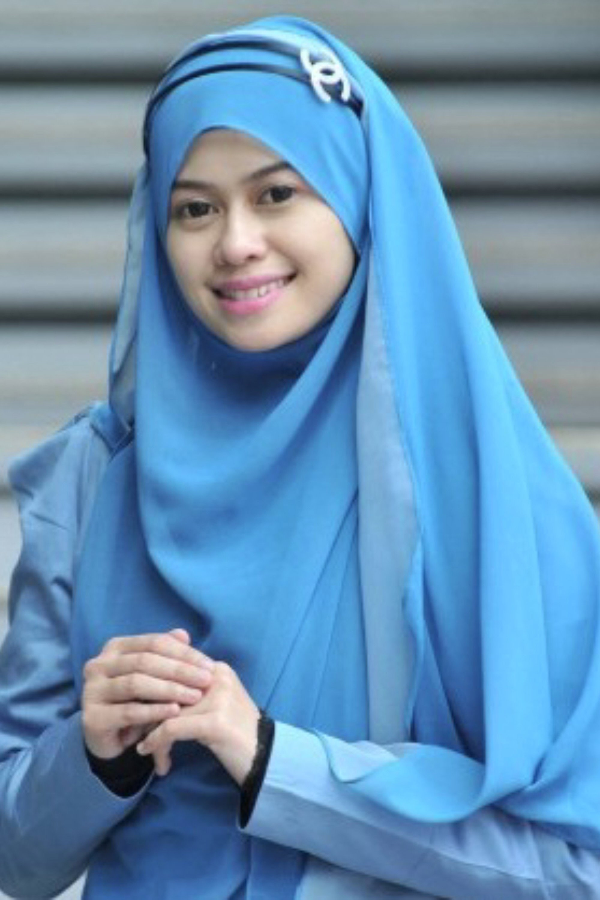 Heliza Helmi's poster