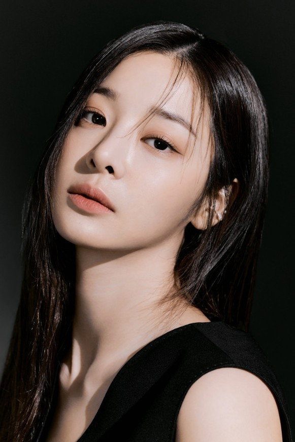 Seol In-a's poster
