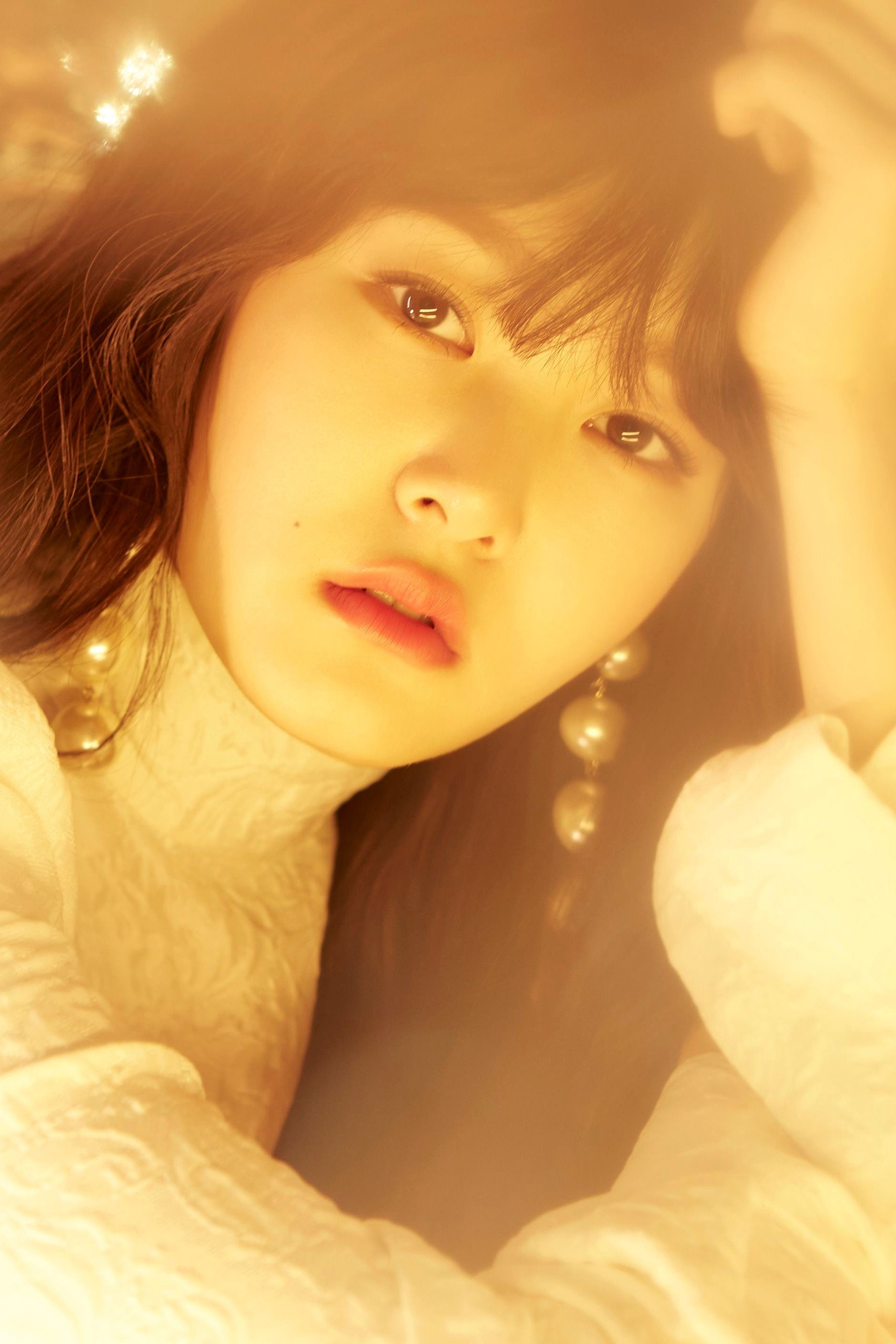 Shin Ji-hoon's poster