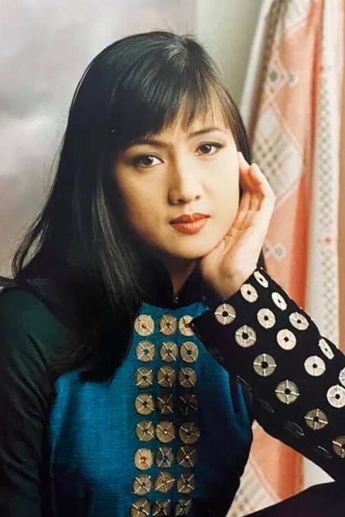 Hiền Mai's poster