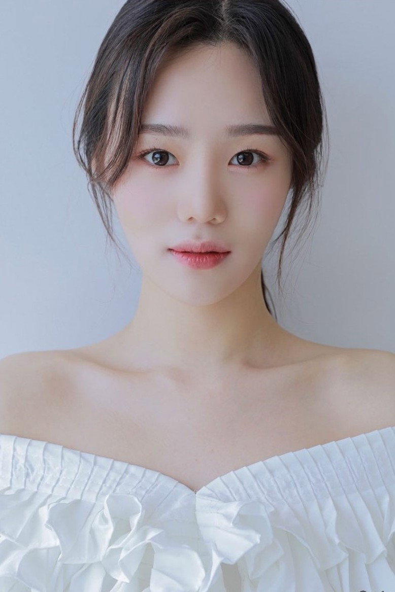 Kim Min-seol's poster
