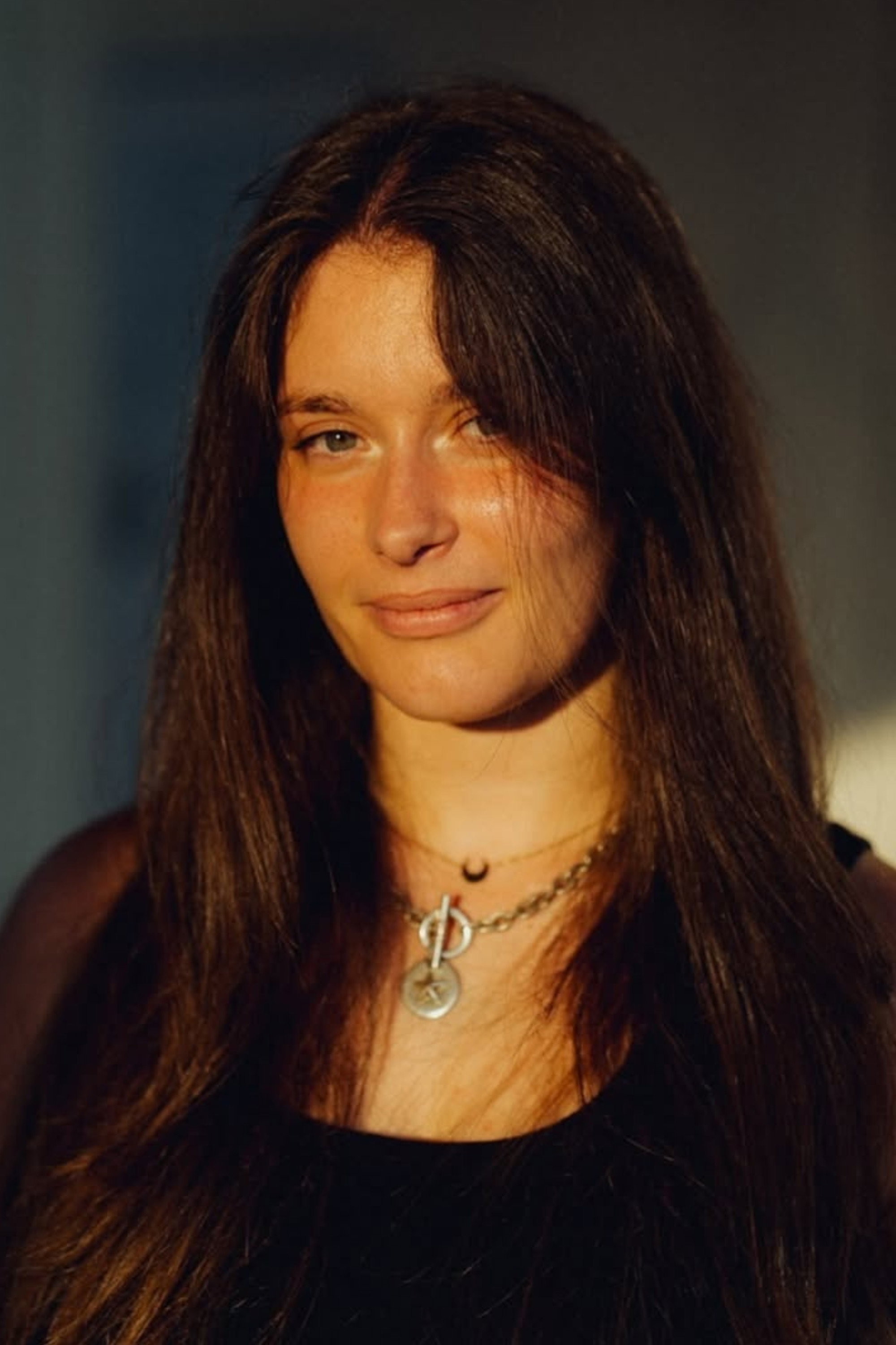 Louna Riera's poster