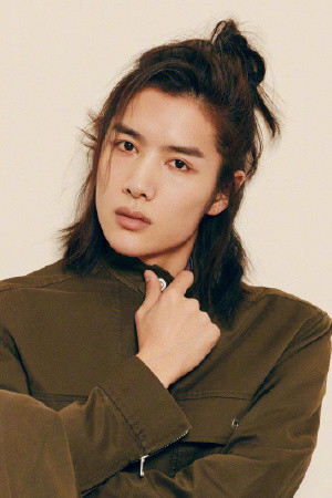 He Kailang's poster