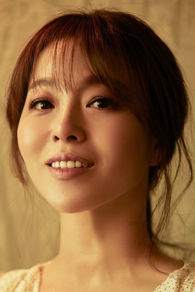 Choi Woo-ri's poster