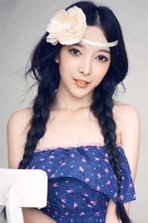 Zhang Lanyi's poster