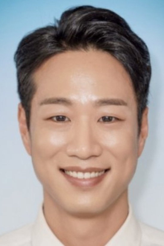 Lee Seung-yong's poster