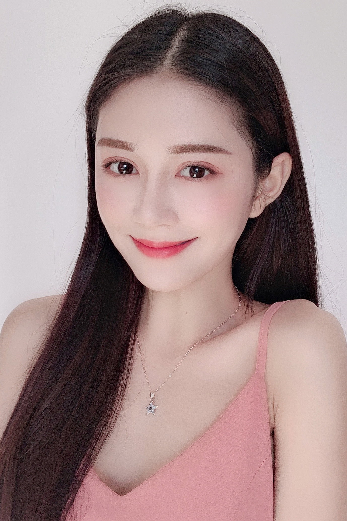 Tang Yangyang's poster