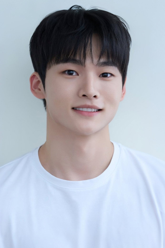 Hong Dong-geon's poster