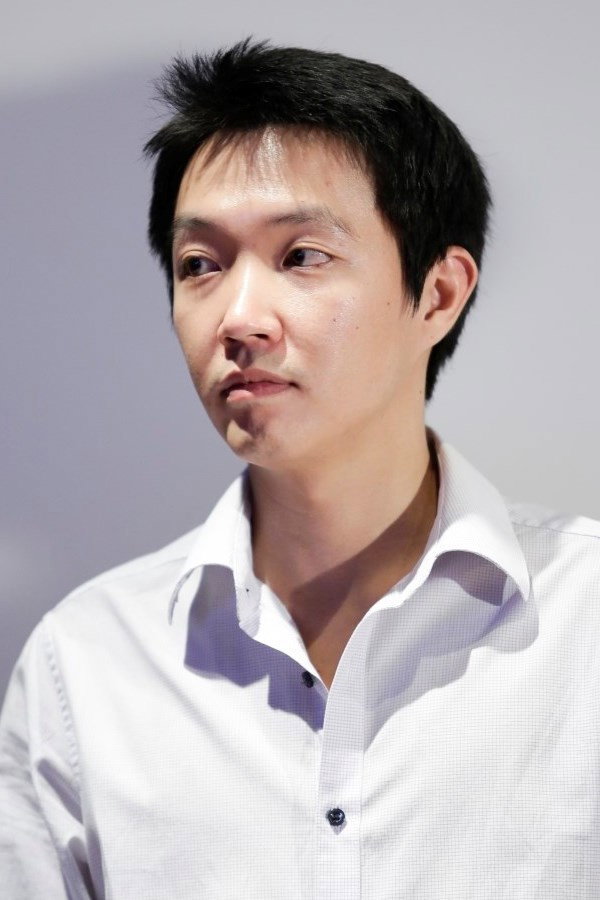 Choi Si-hyung's poster