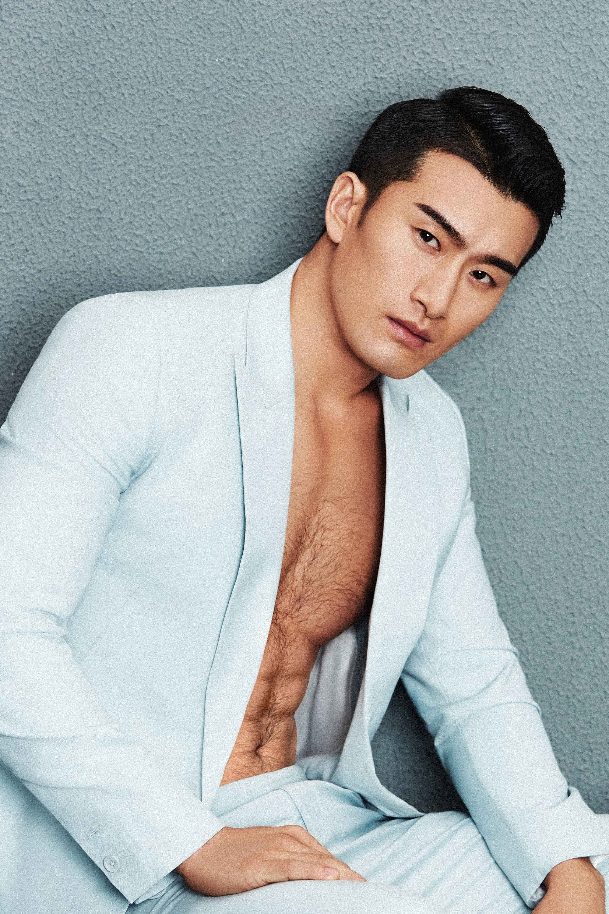 Yang Juncheng's poster
