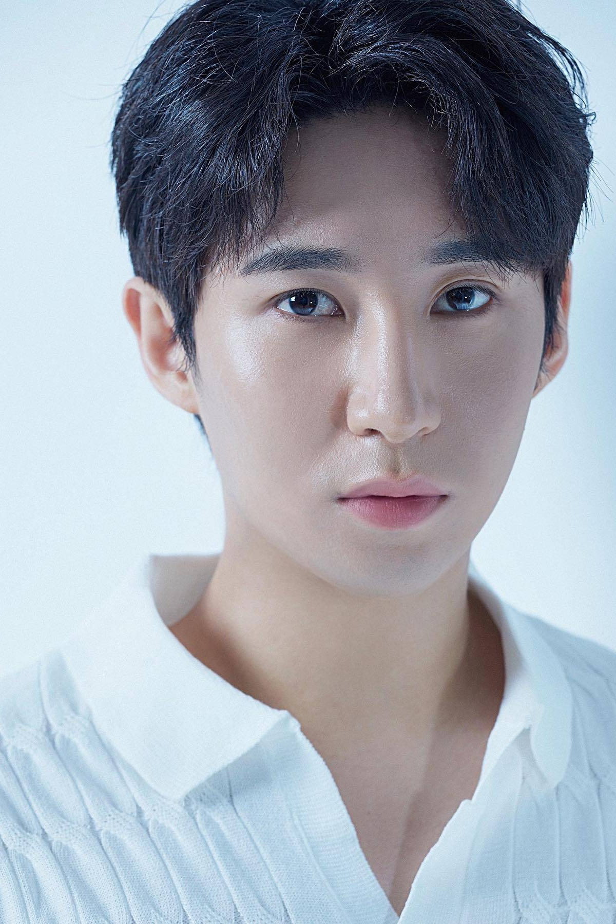 손동제's poster