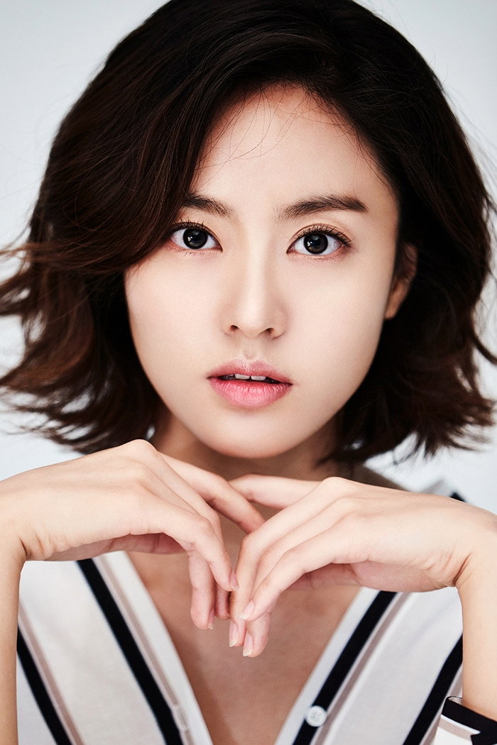 Lee Seul-ah's poster