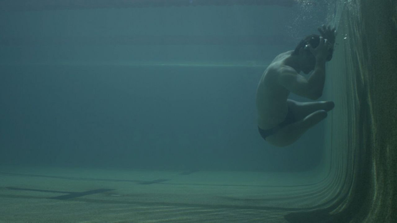 Diving In's poster