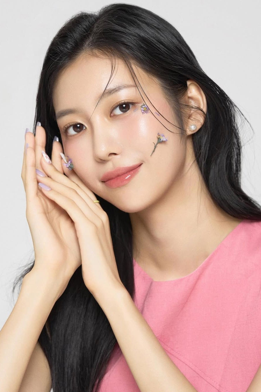 Sung Ji-yeon's poster