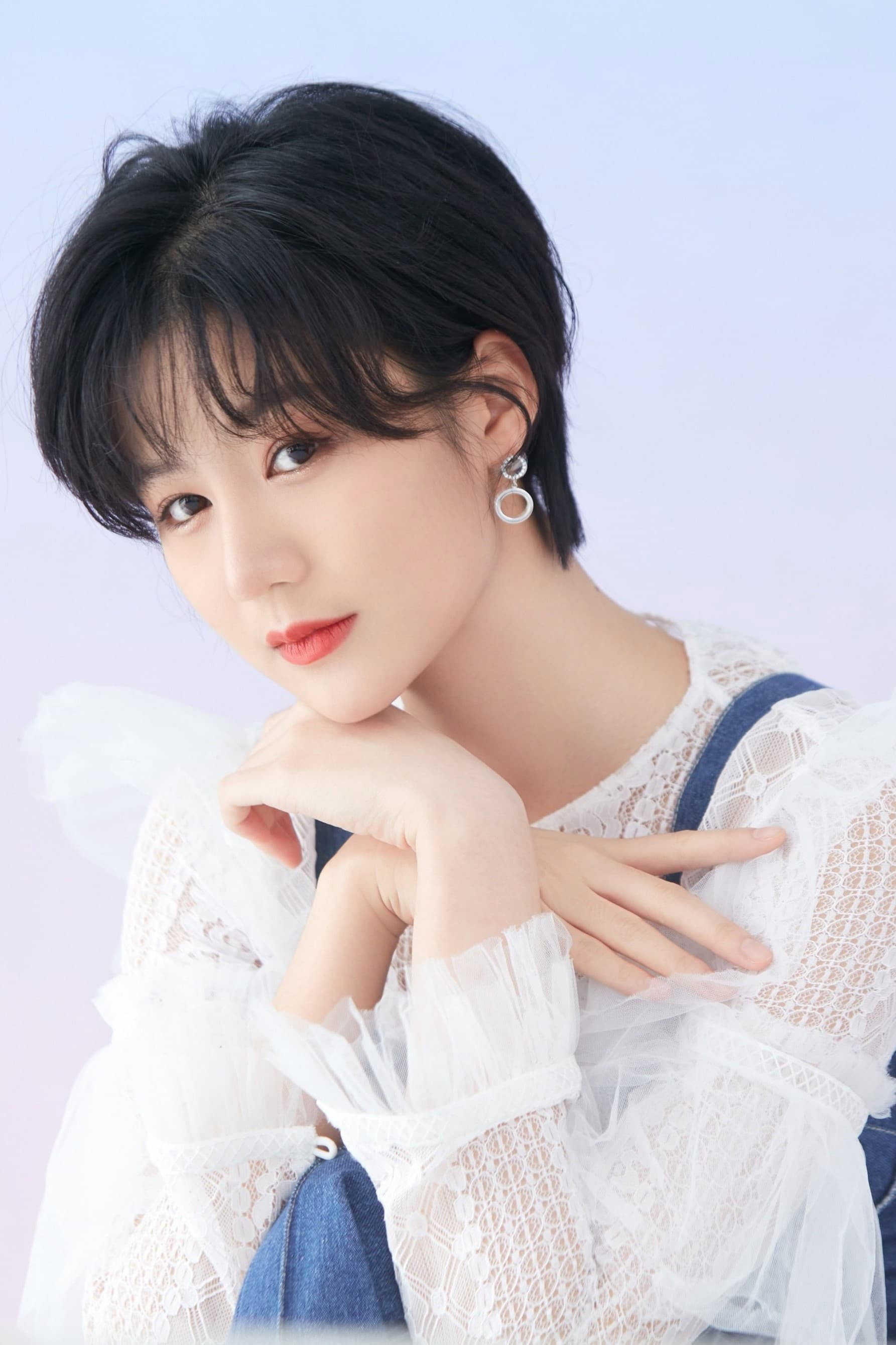 Xu Shiyue's poster