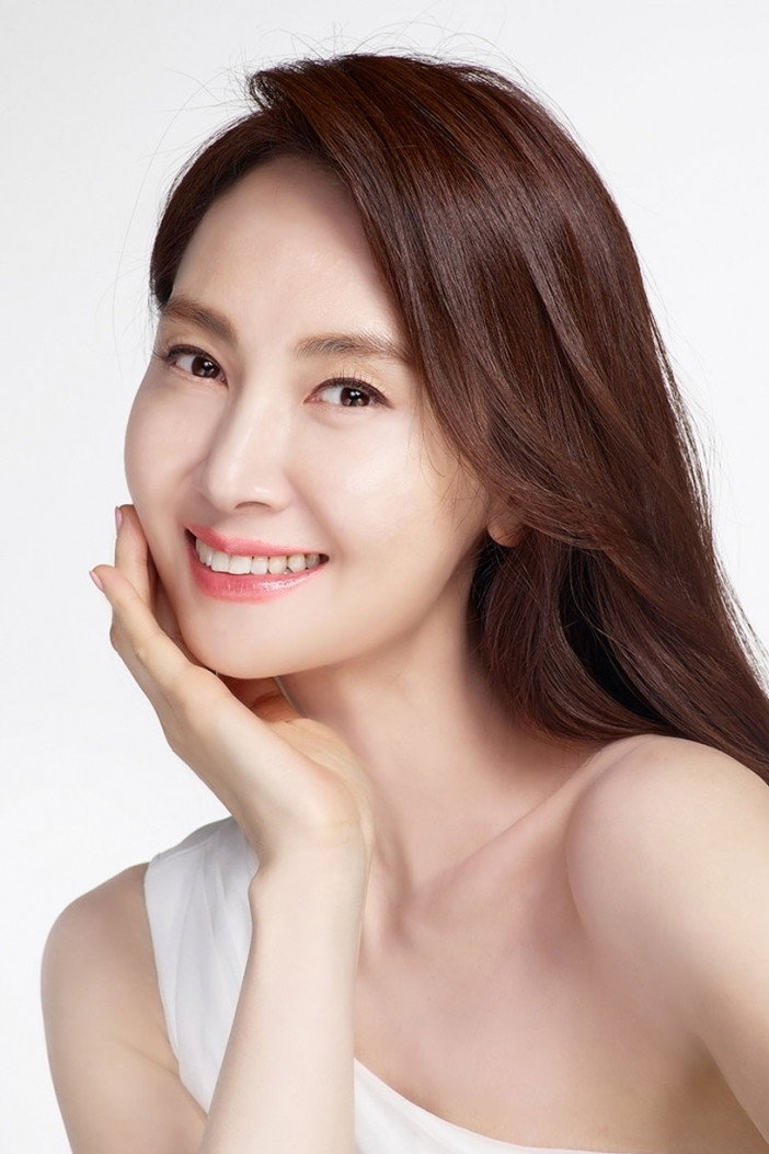 Chae Shi-ra's poster