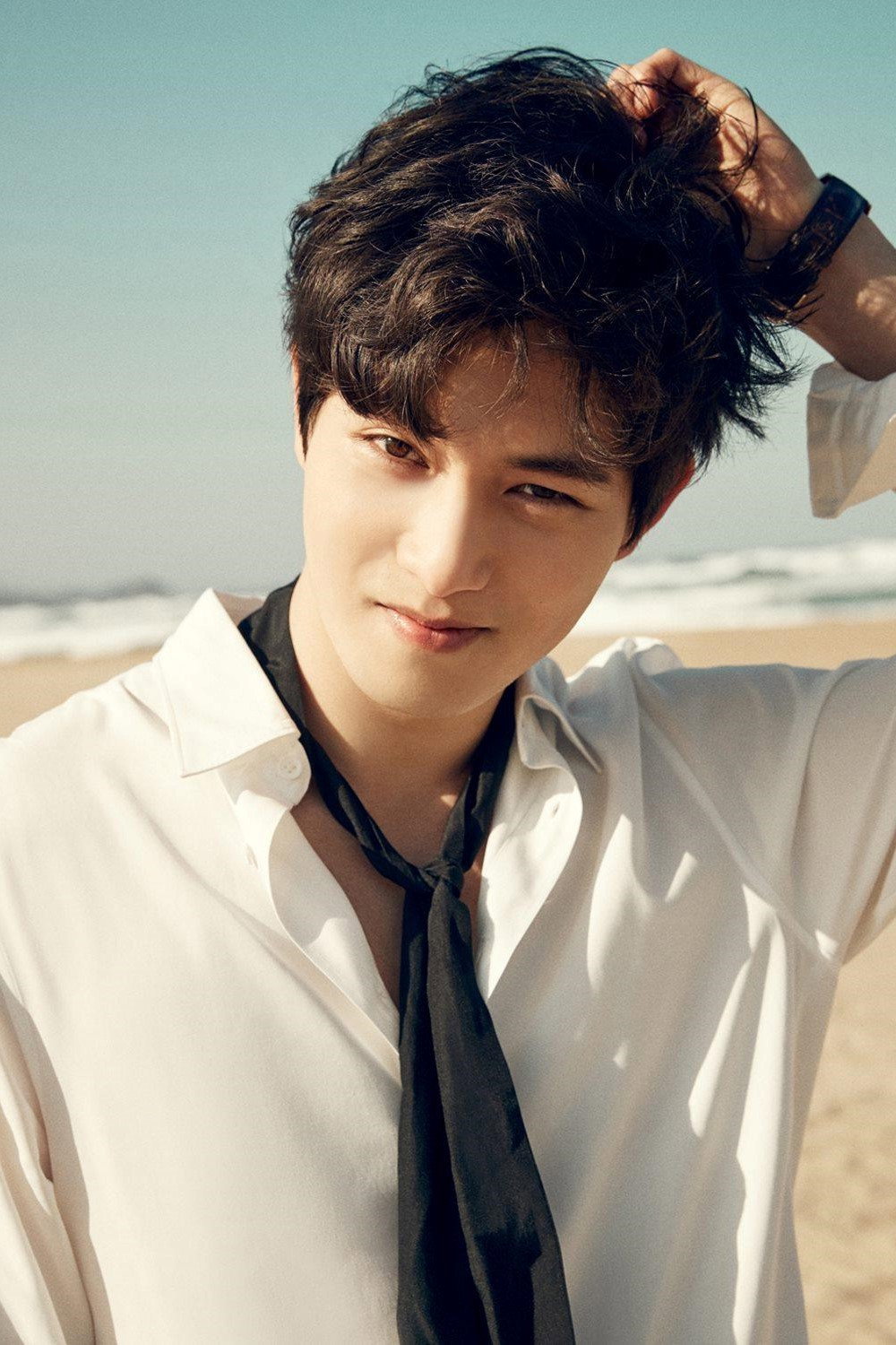 Lee Jong-hyun's poster
