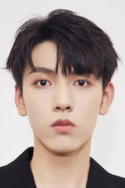 Zhou Junyu's poster