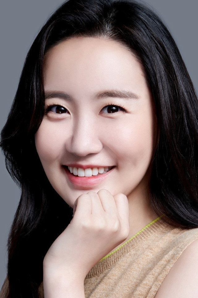 Lee Ye-rim's poster