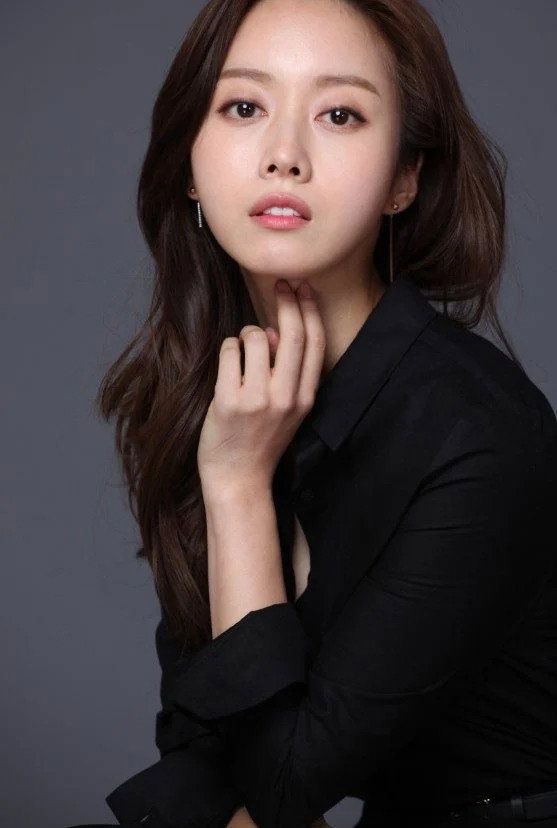 Ju Min-ha's poster