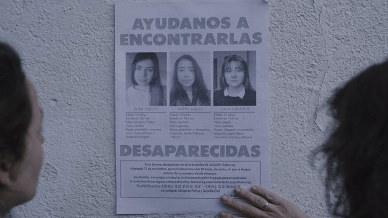 75 días's poster