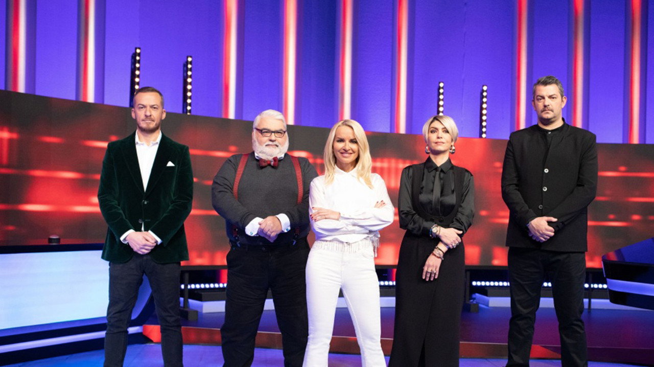 The Chase (Greece)'s poster