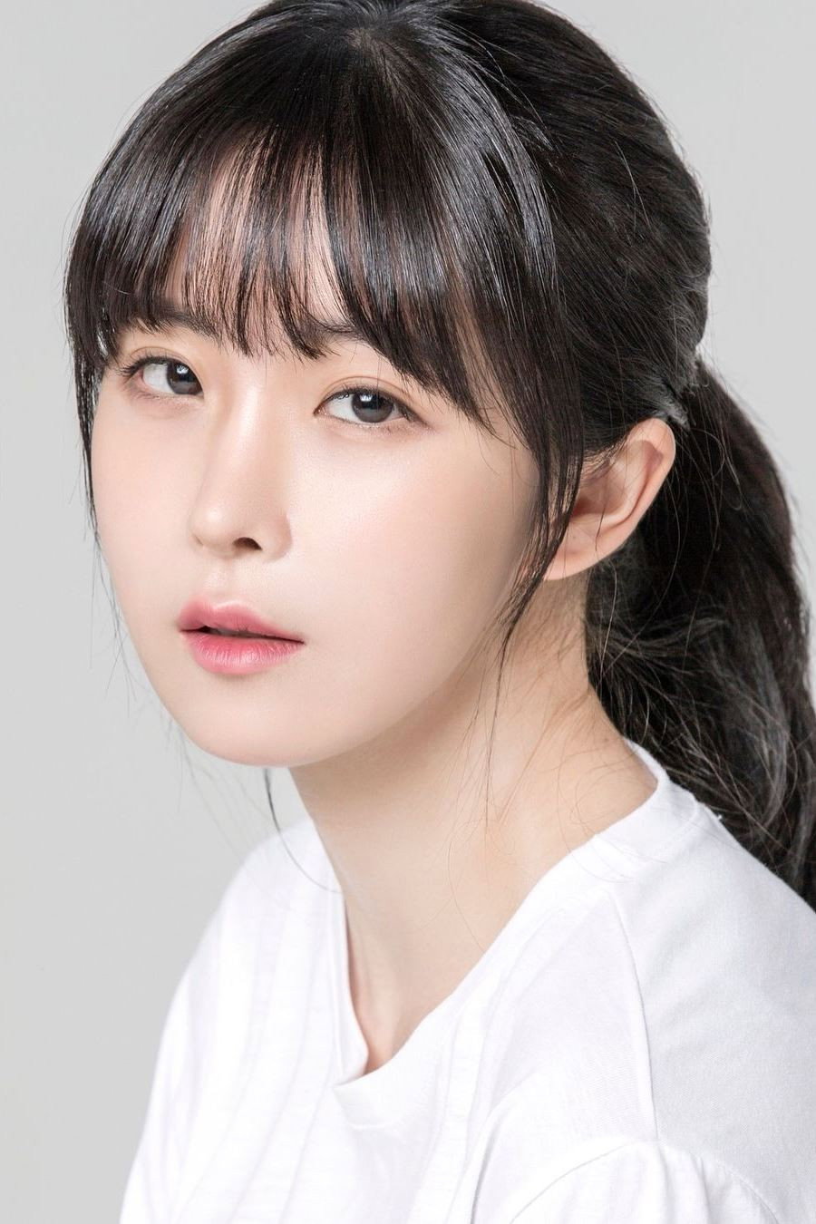 Cho Hyun-young's poster