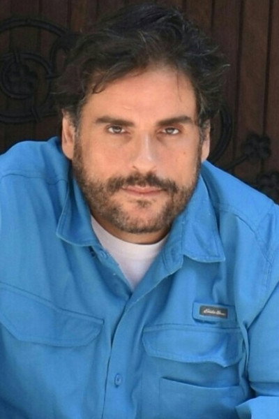 José Báez's poster