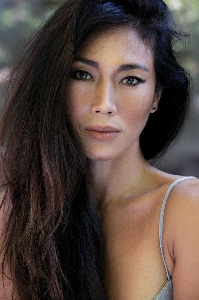 Danni Suzuki's poster