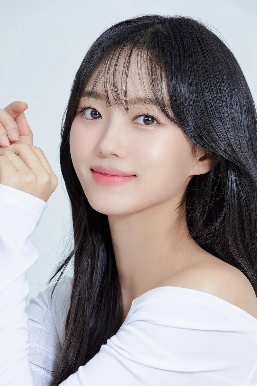 Moon Da-in's poster