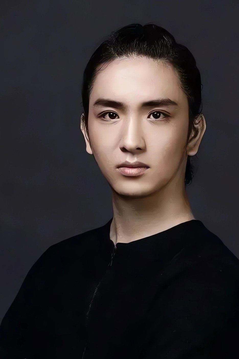 胡阳's poster