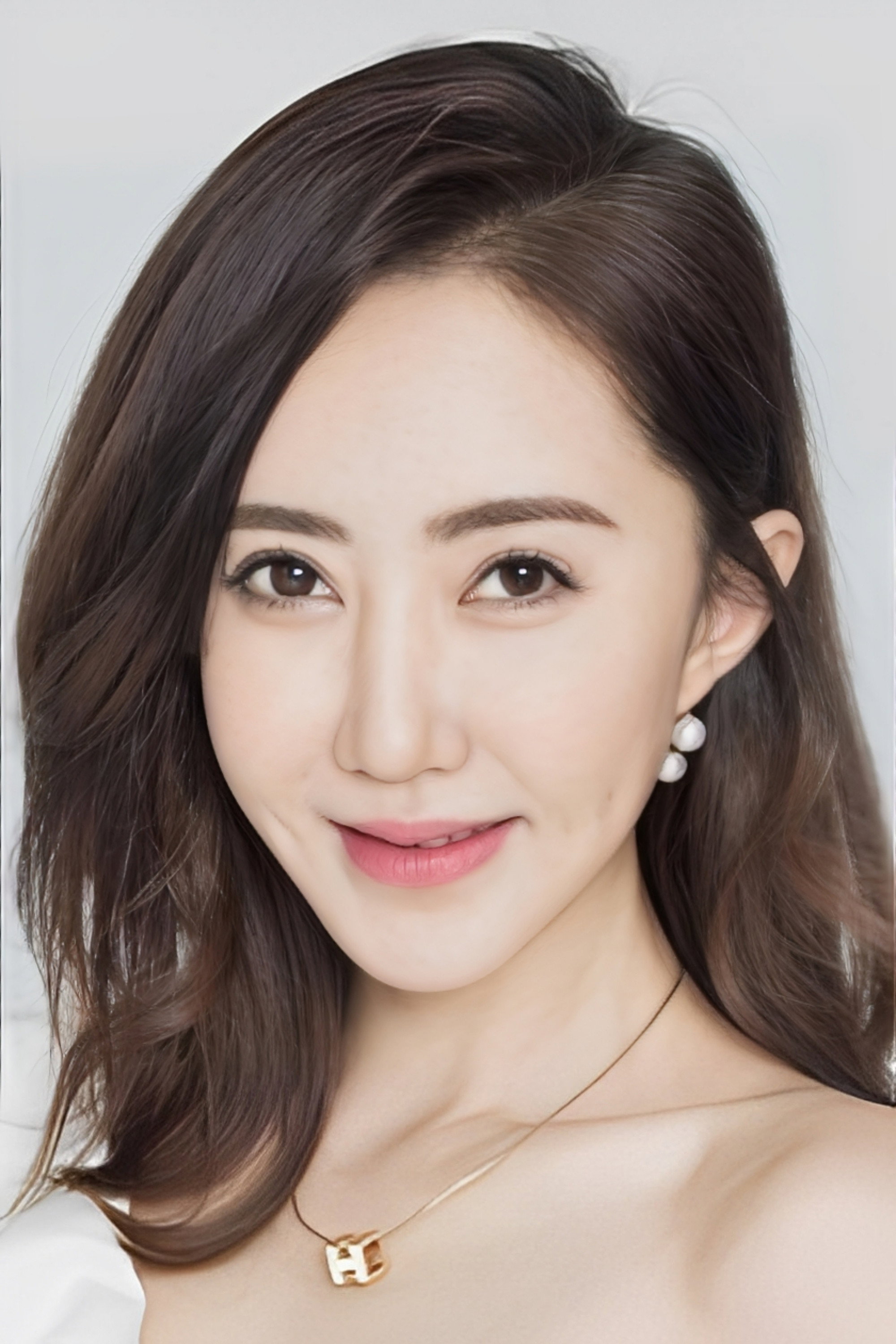 梁晶晶's poster