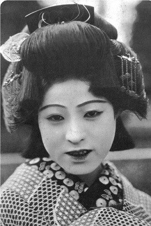 Teruko Makino's poster