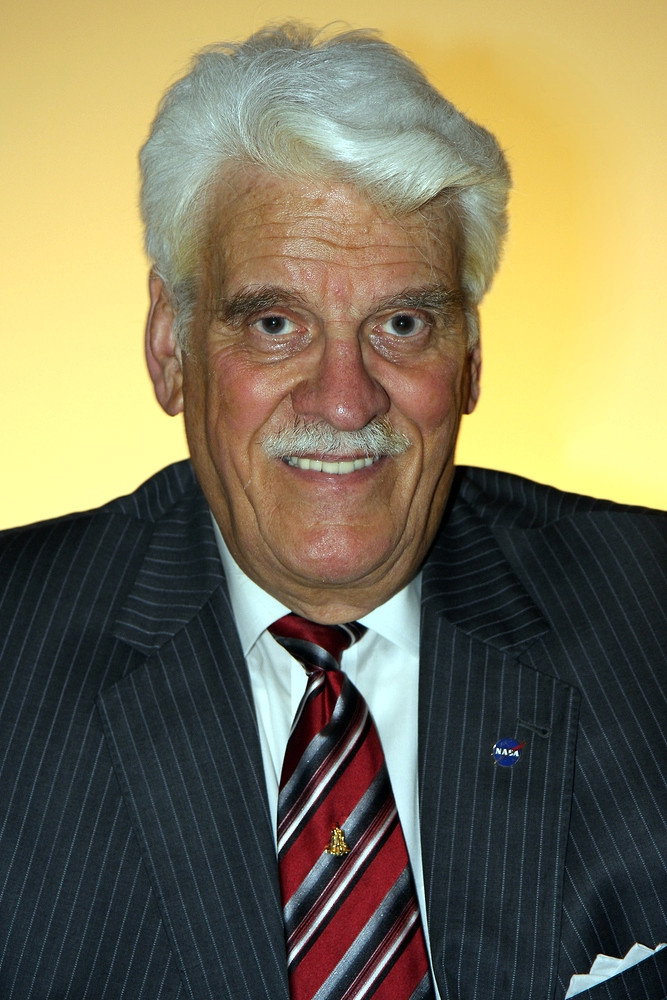 Jesco von Puttkamer's poster