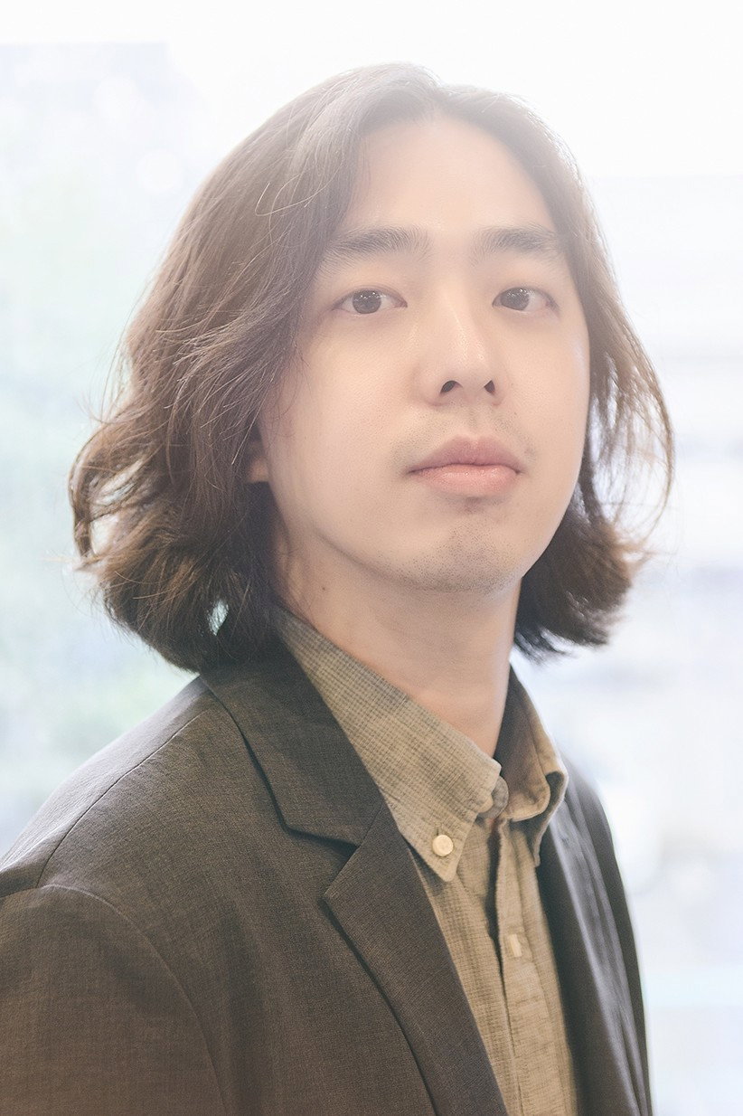 Lee Jung-gon's poster
