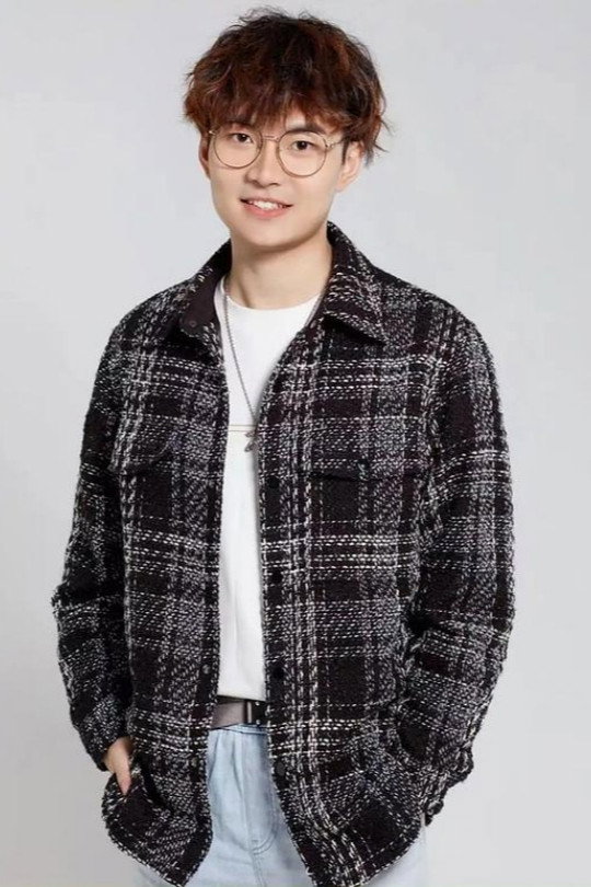 Bu Yi's poster