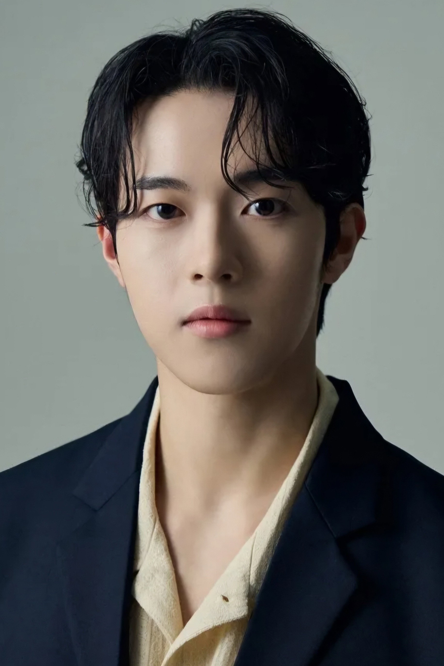 Shin Woo-bin's poster