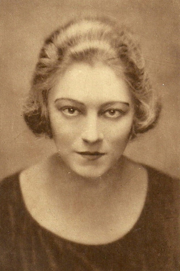 Ève Francis's poster