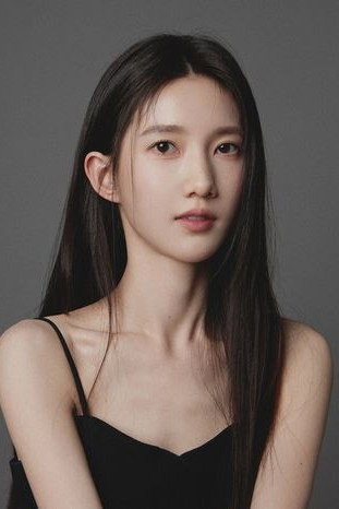 Peng Yaqi's poster